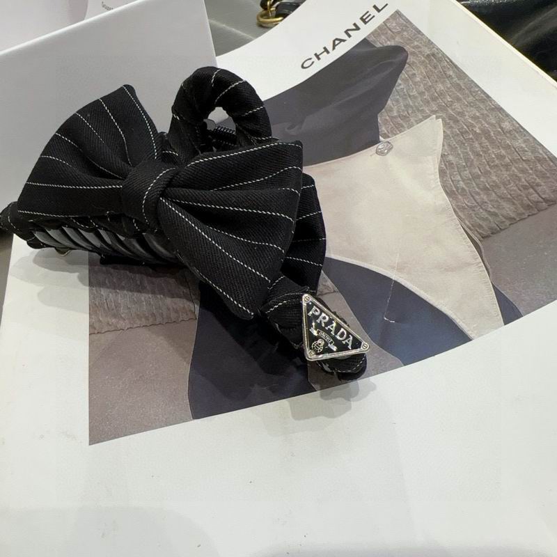 Prada Hair grab clip hh05